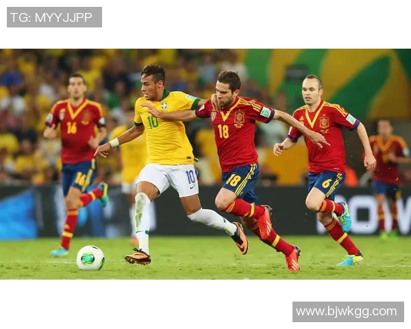 古今球星风采录：从古代豪杰到现代足球天才的辉煌传承